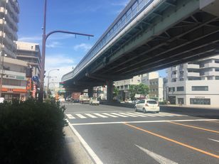 反対車線